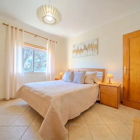 Quinta Da Amoreira T2 Pool & Sea View شقة ألفور